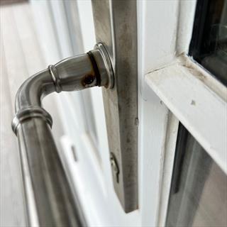 Understanding and Preventing Tea Staining on Stainless Steel Window and Door Hardware
